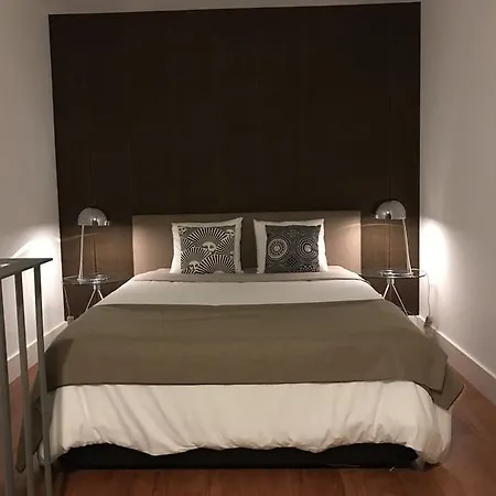 Bairro Alto Apartment *
